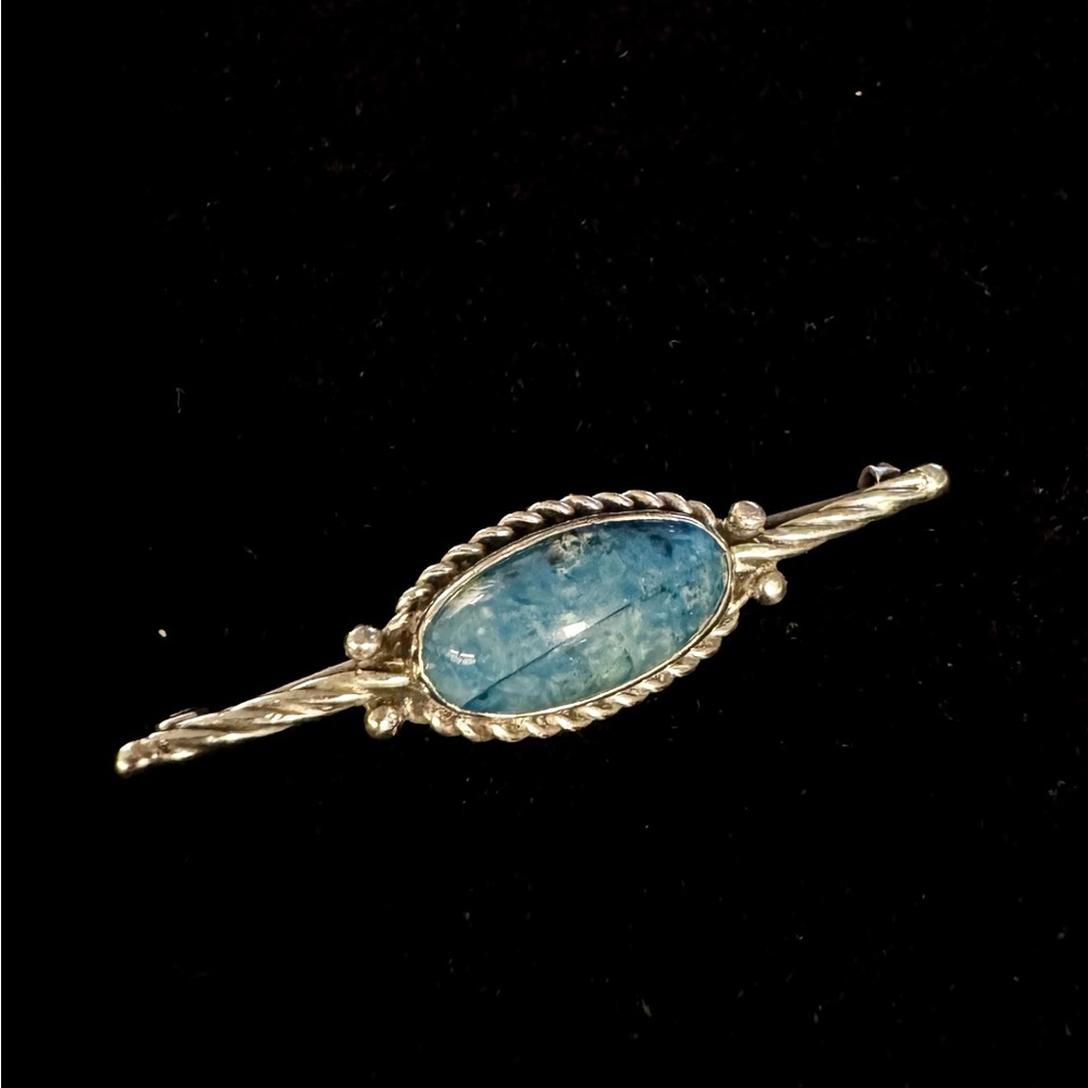 Vintage Sterling Silver Blue Apatite Bar Brooch – Stamped Sterling